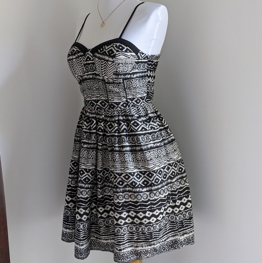 American Rag Dress - Picture 4 of 8